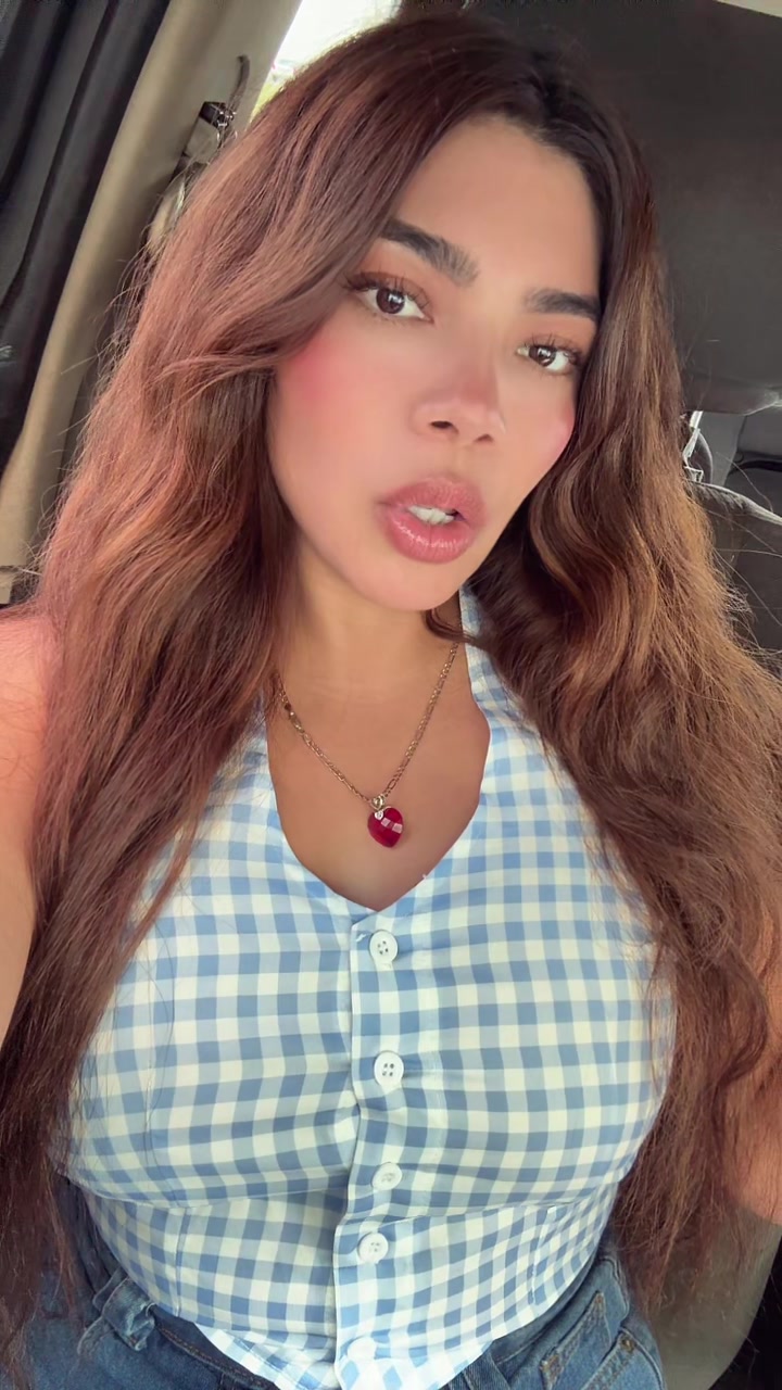 @Mía
