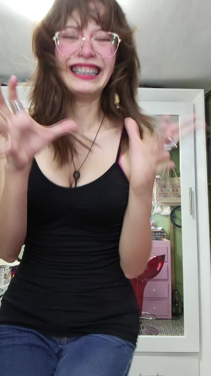 @𝐌𝐞𝐥