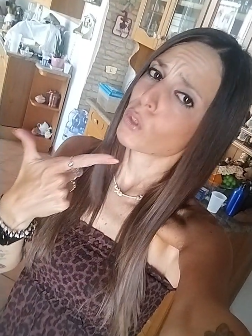 @Valeria