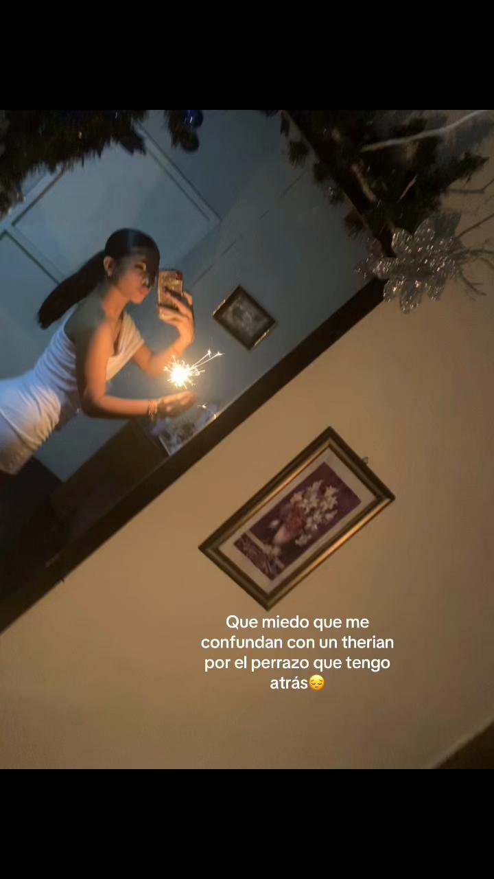 @👻