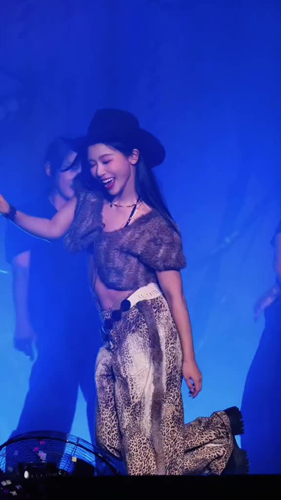 @yueyi