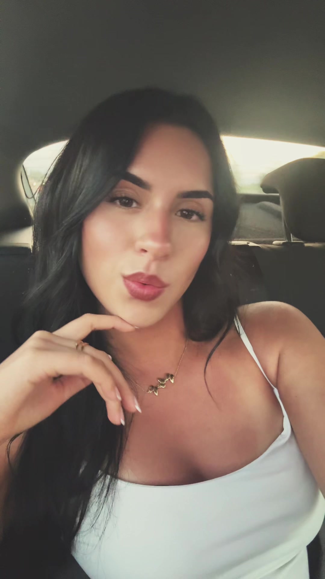 @Angelinagc