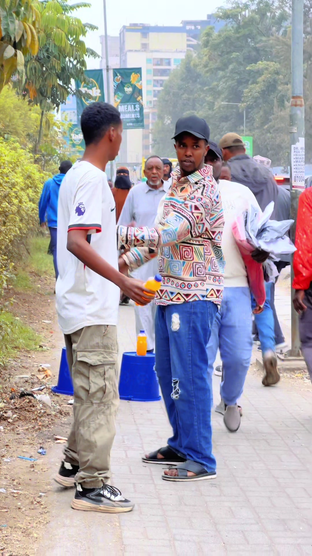 @Mo pranks