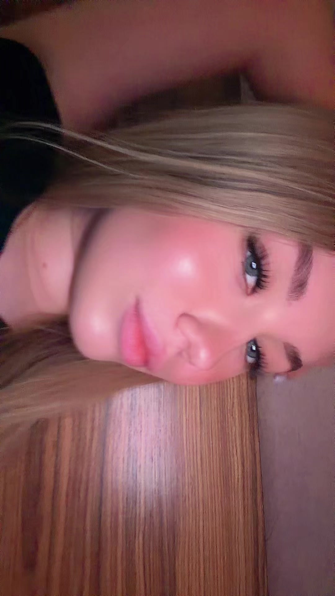 @mikova