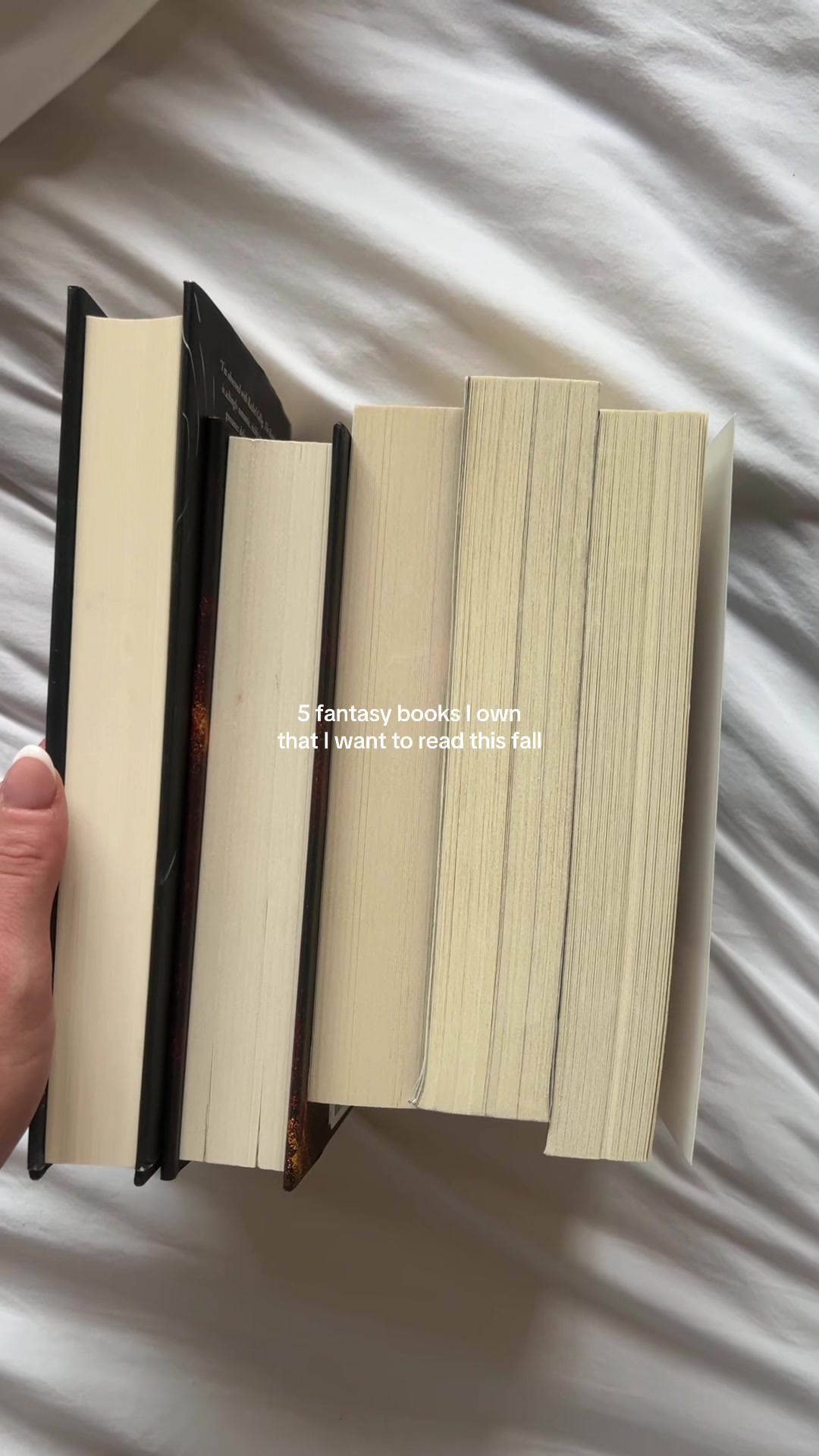@amélie | booktok ♡