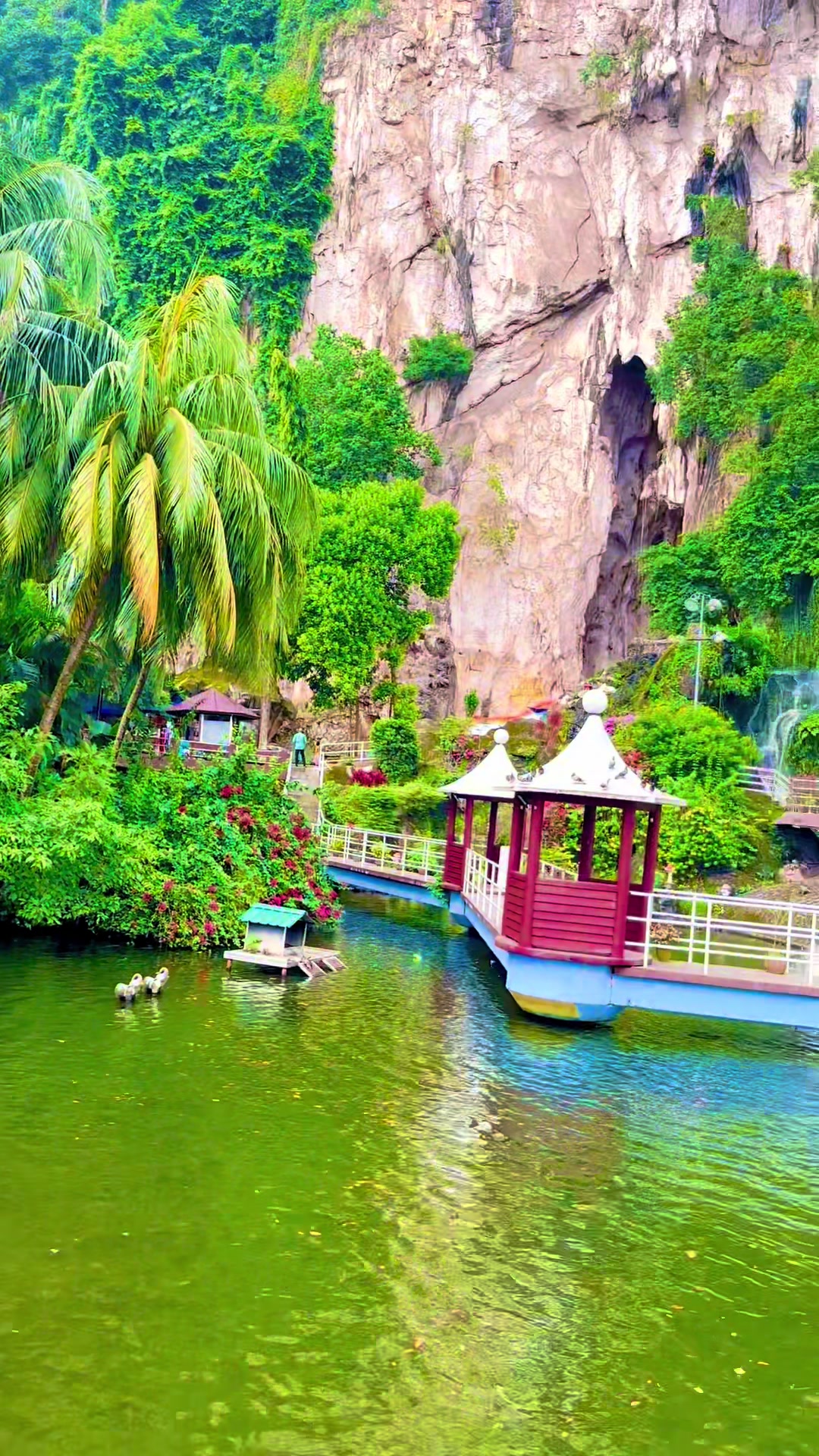@Noor🧿💫