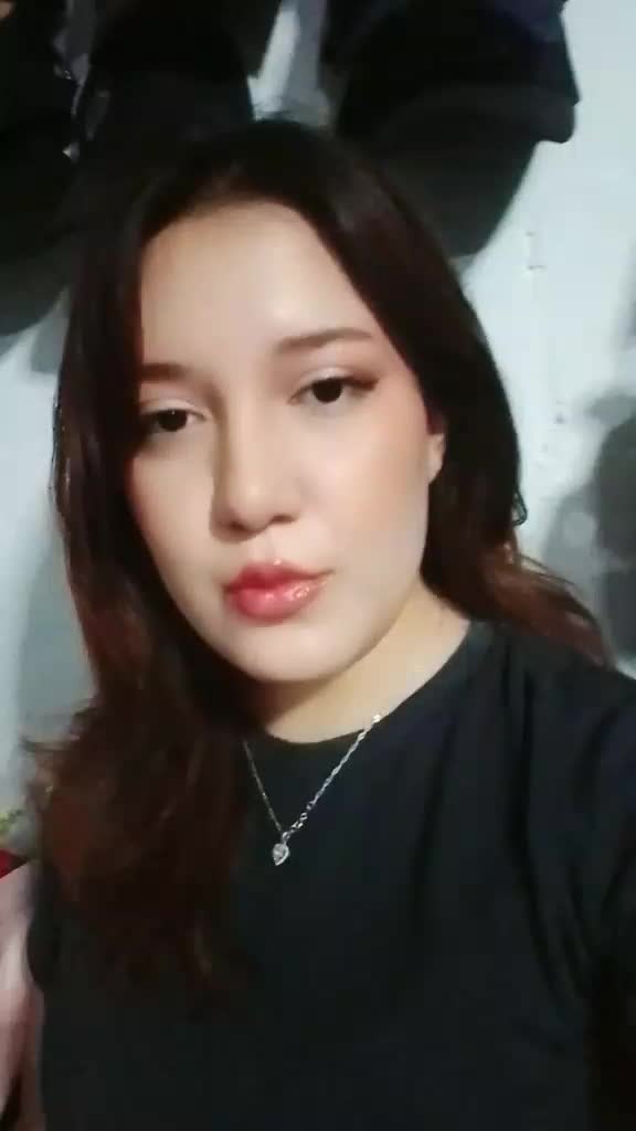 @Ariadna