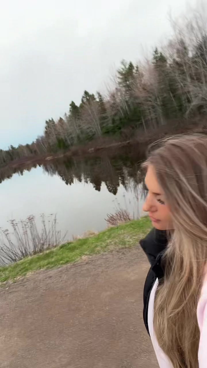 @cryssleb_