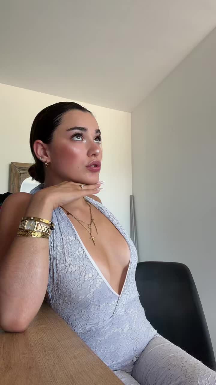 @Angelaa.a75