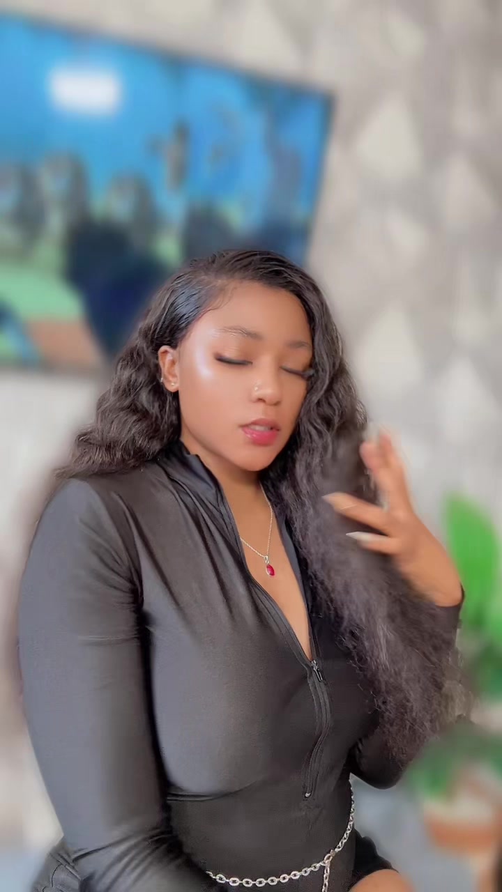 @Malaika