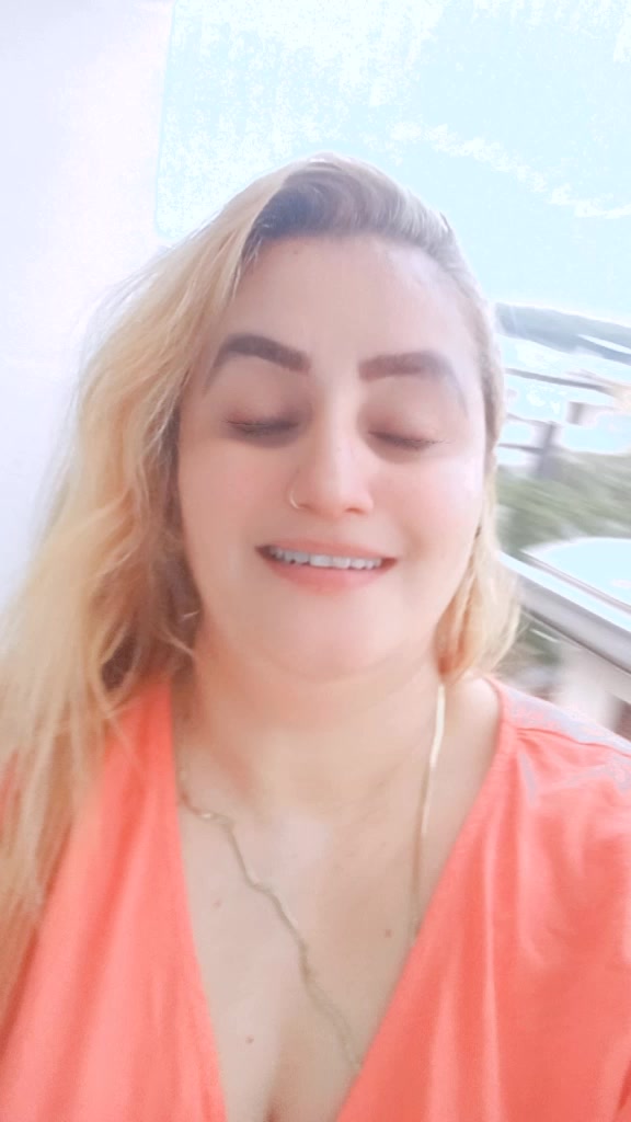 @𝔸𝕗𝕣𝕖𝕖𝕟 𝕂𝕙𝕒𝕟 𝟚💃🥂