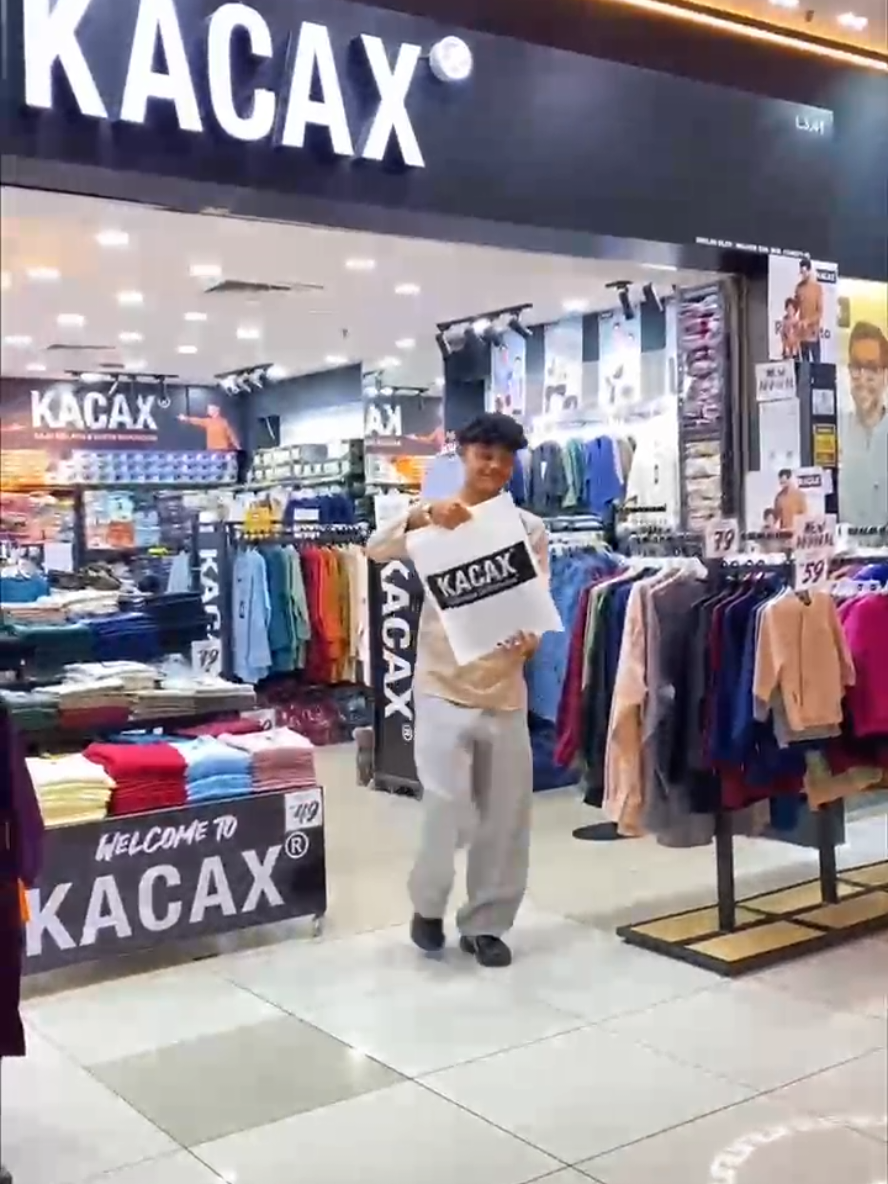 @KACAXHQ