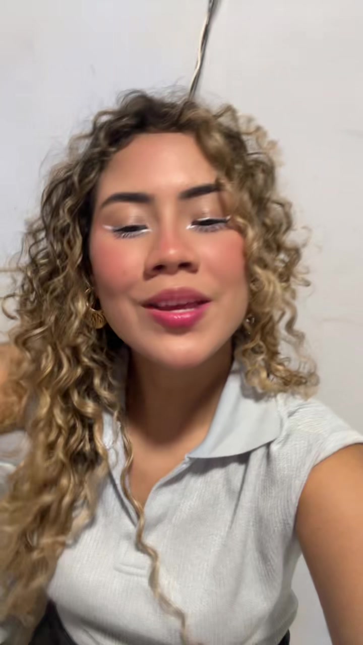@Gigi Araújo