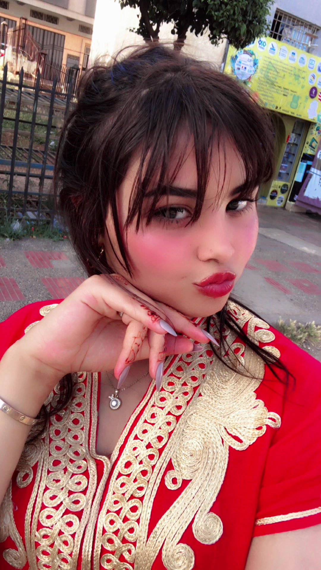 @Hindoo🌸