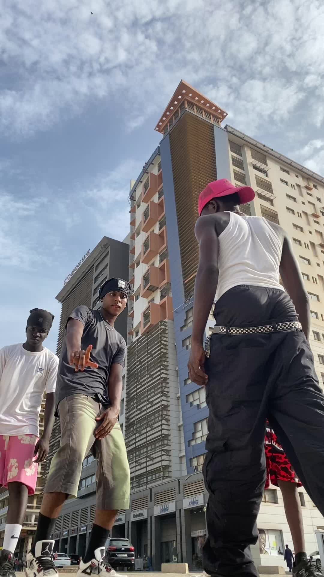 @Le_prince_of_Sturdy🤴🐐🇸🇳