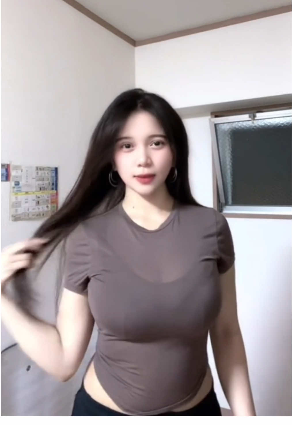 @lalapouu