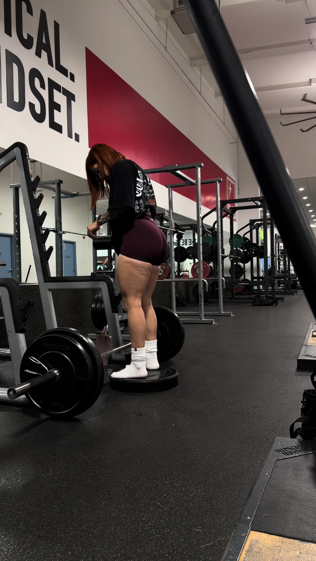@bootyy_queens