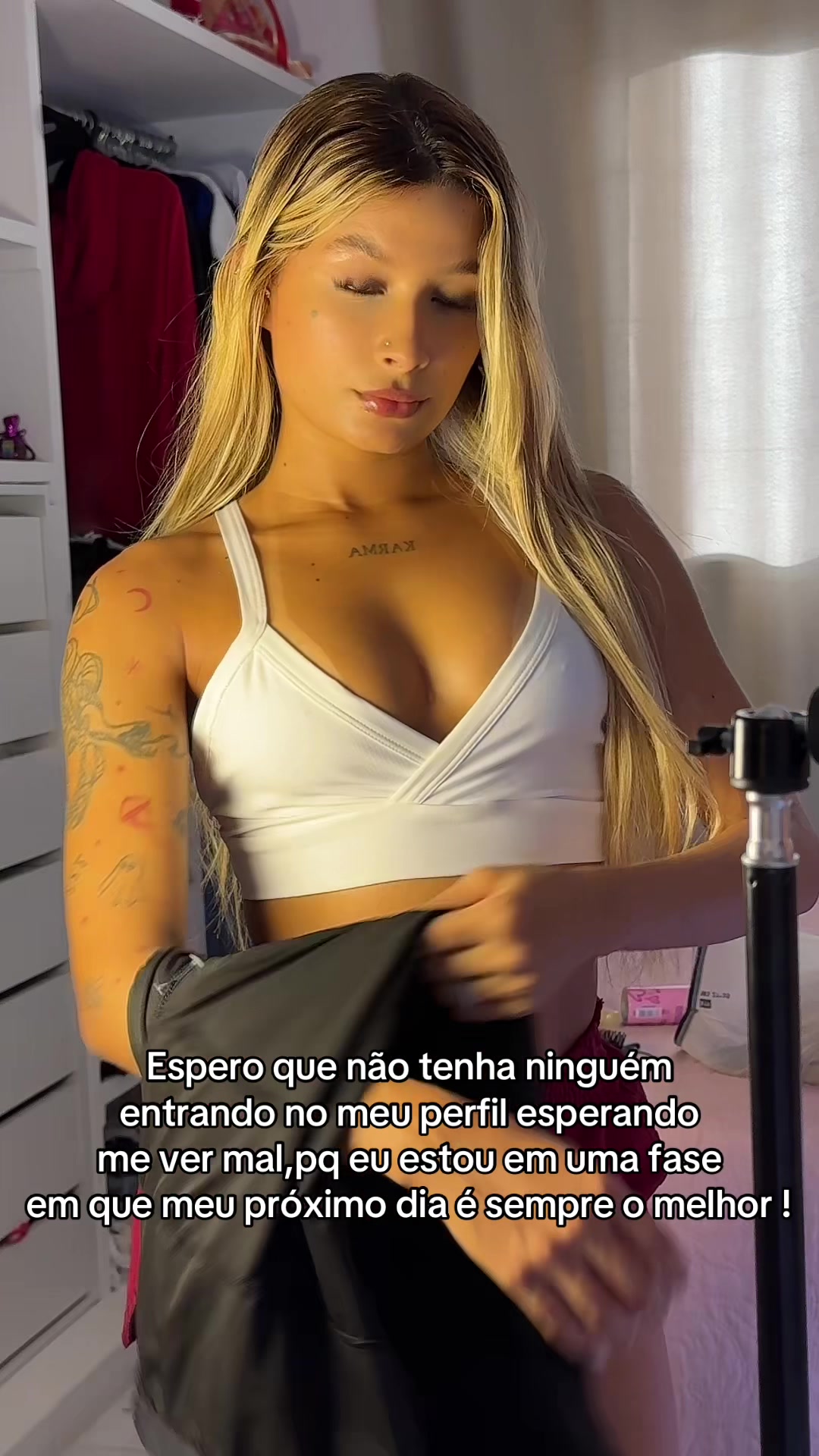 @Monyelleof