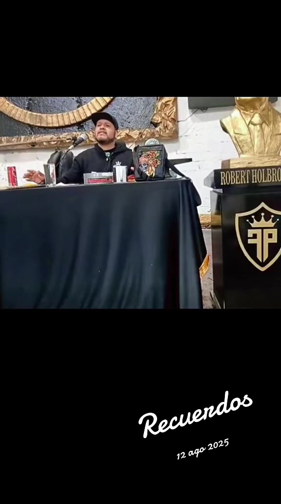 @SANTITOS