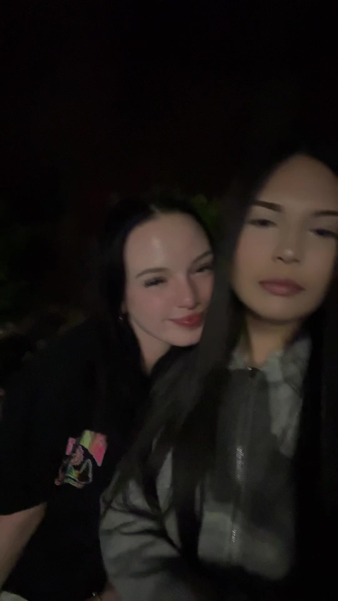 @️