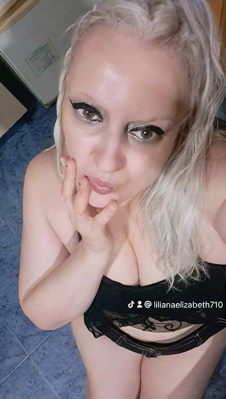 @LYLYANA🐶🐈⬛💞
