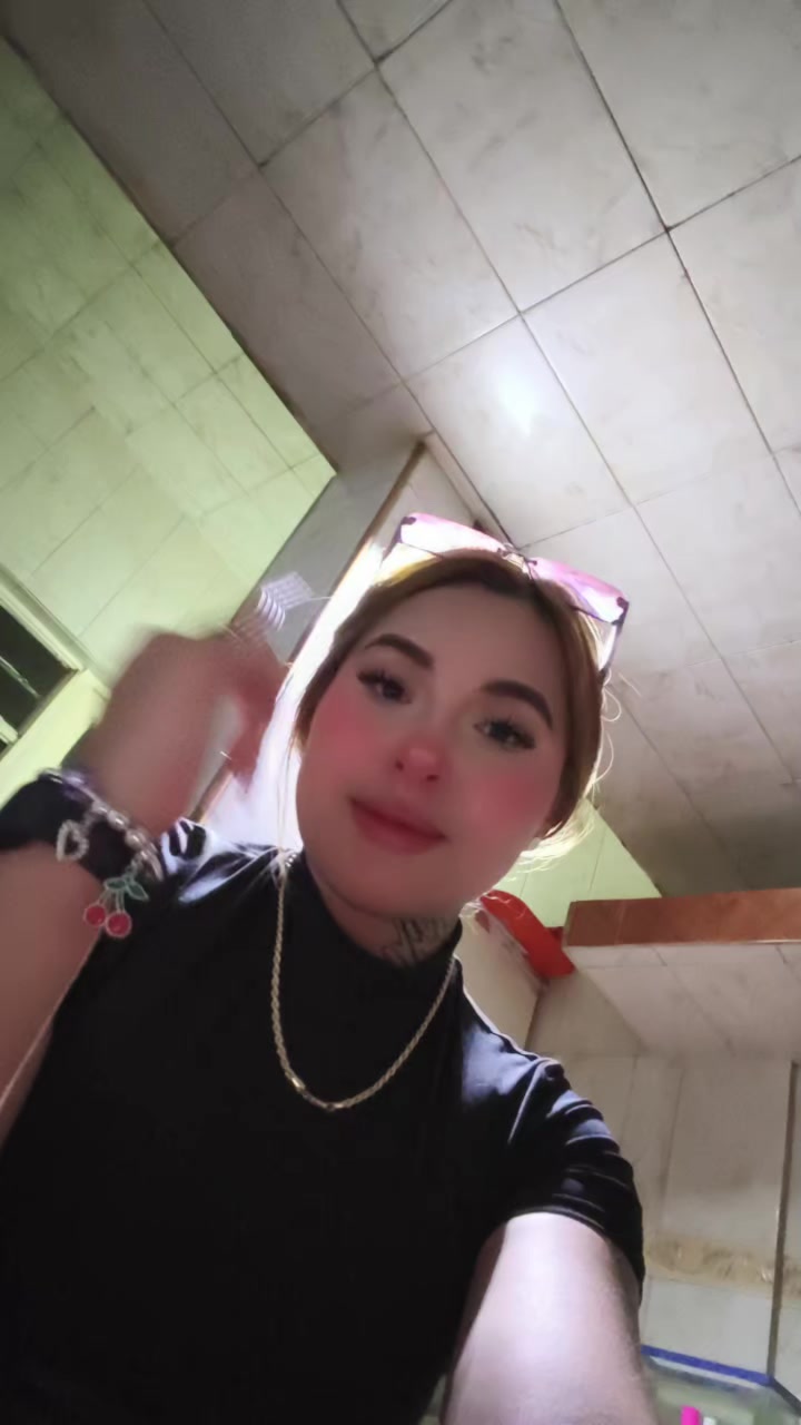 @𝑃𝑒𝑟𝑙𝑖𝑡𝑎💸👸🏻📿