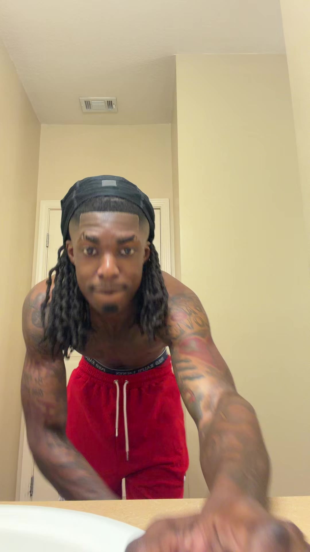 @1ishaun
