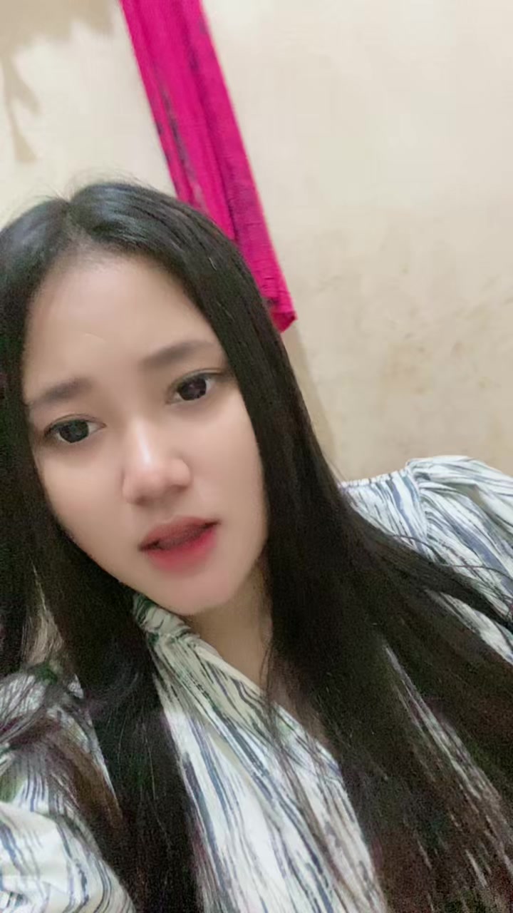 @KhoirunNisa💜