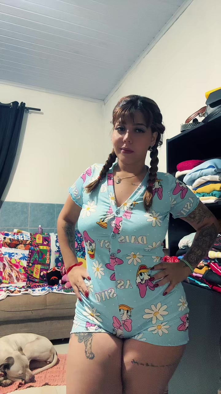 @Ana Vitoria Batista Souza