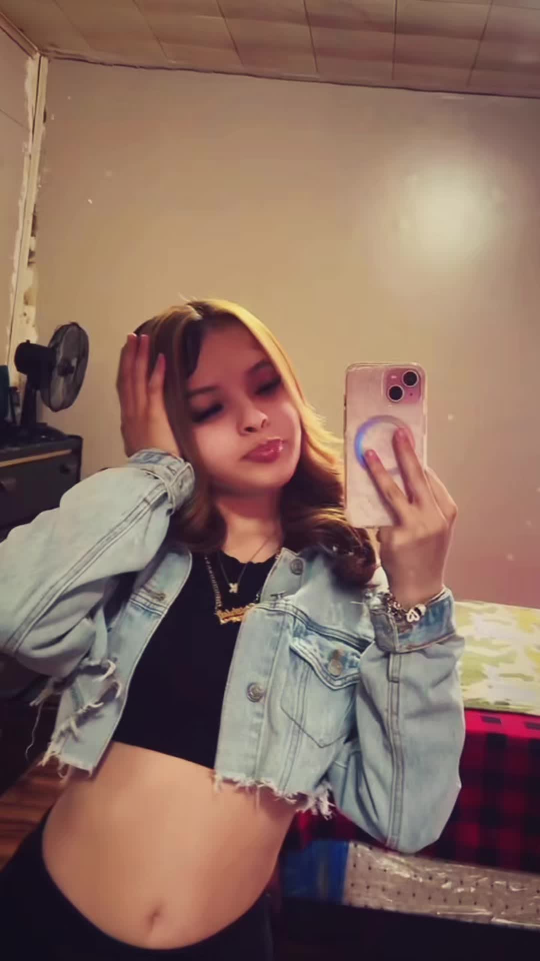 @𝓚𝓮𝓲𝓼𝓱𝓵𝓪 𝓜𝓪𝓻𝓲𝓮