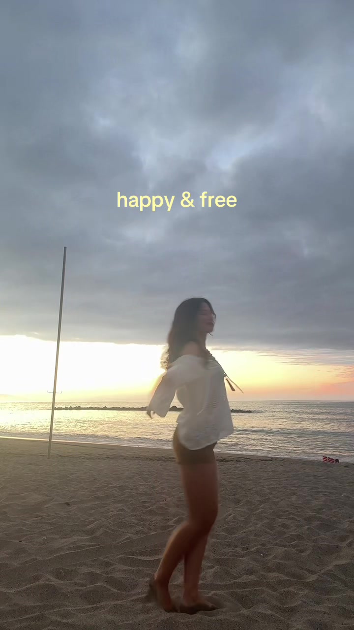 @Beatrice ⋆.ೃ࿔.𖥔 ݁ ˖*:･༄