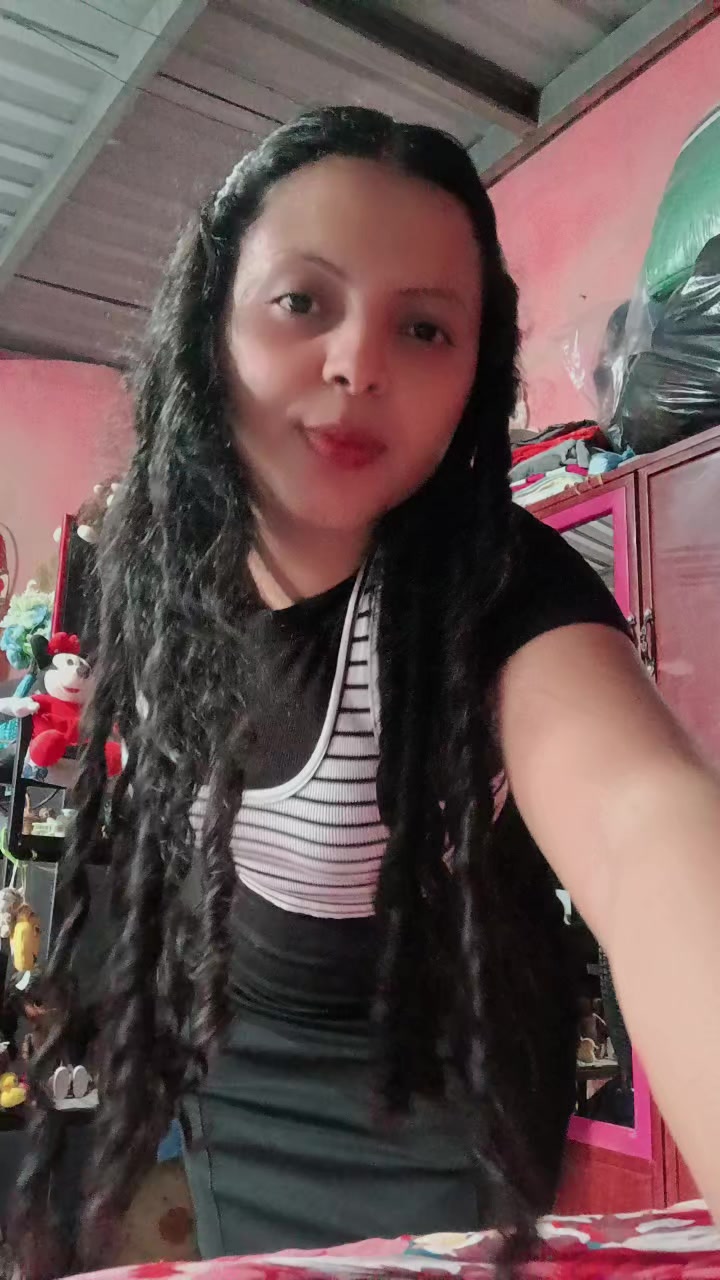 @Thania Cruz