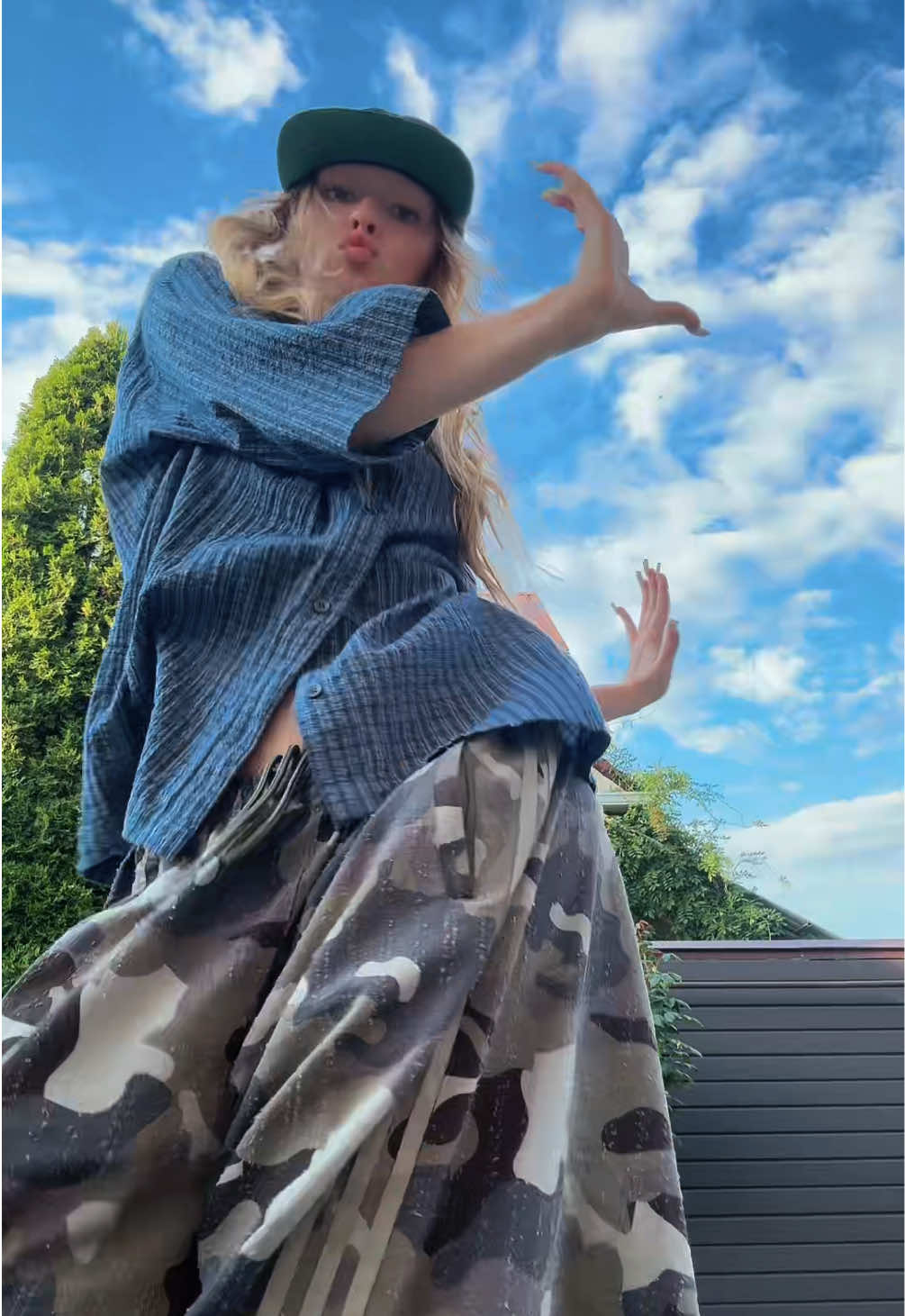@YAYANNY