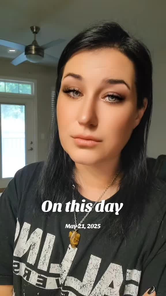 @✨️🔥🖤ThePhoenixHasRisen🖤🔥✨️