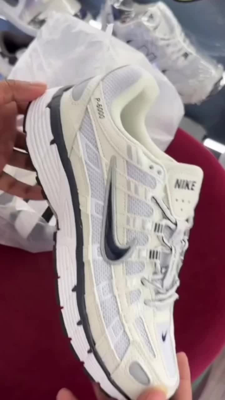 @Becky Fashion