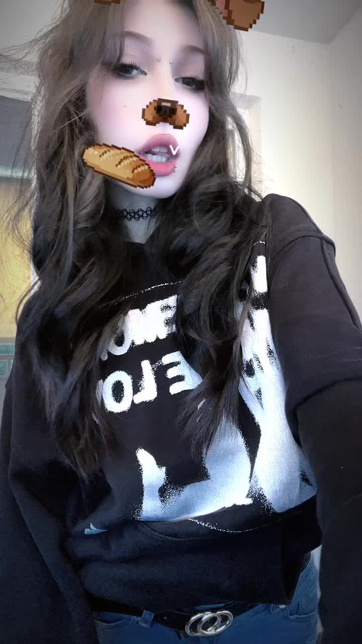 @Саш🐈&zwj;⬛
