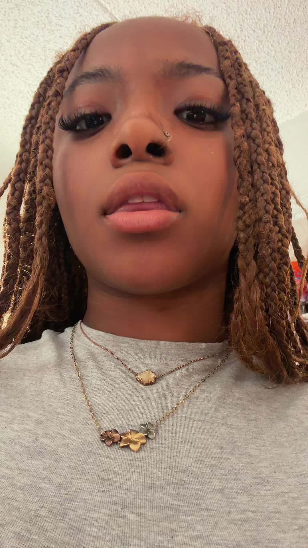 @Riyanna🎀