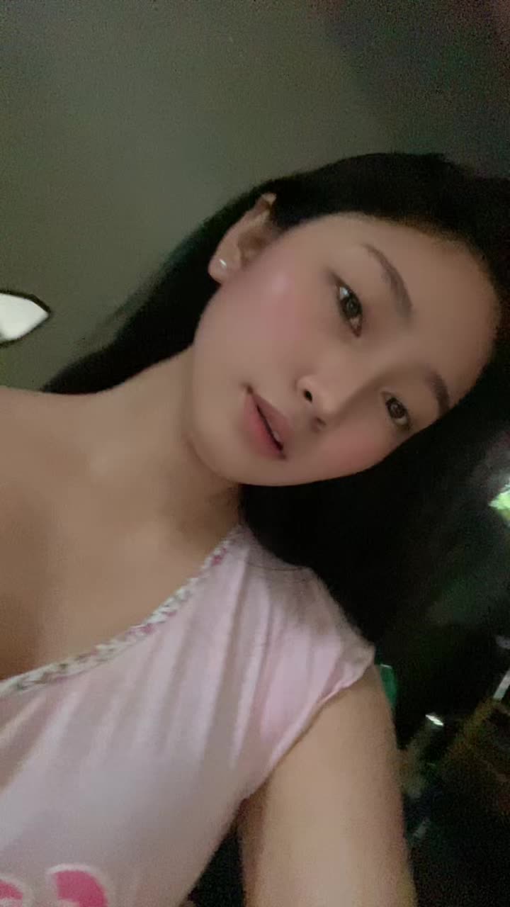 @nicolee