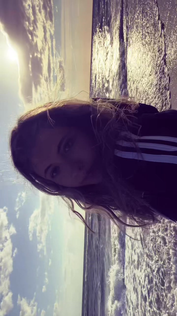 @🪼