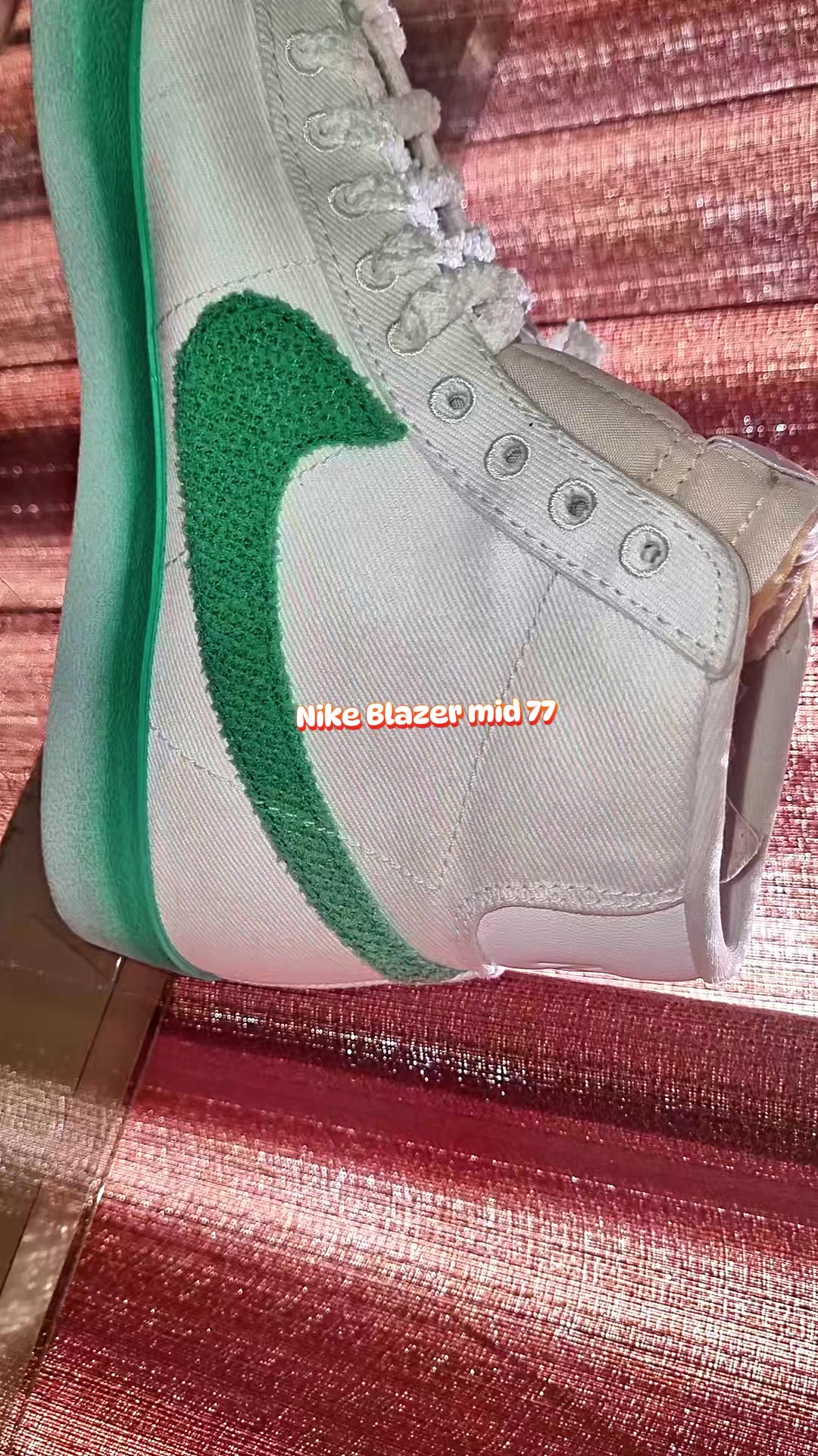 @Solo Sneakers