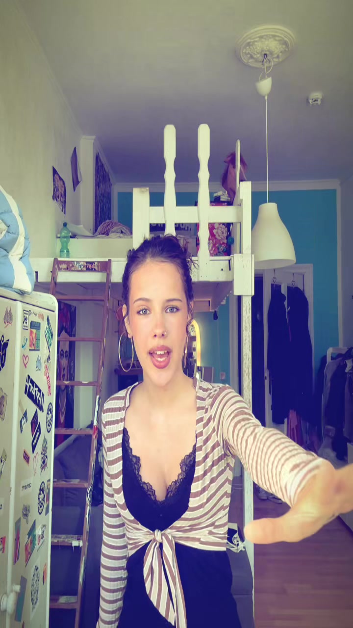 @✧꧁ℛℴ𝓂𝓎꧂✧