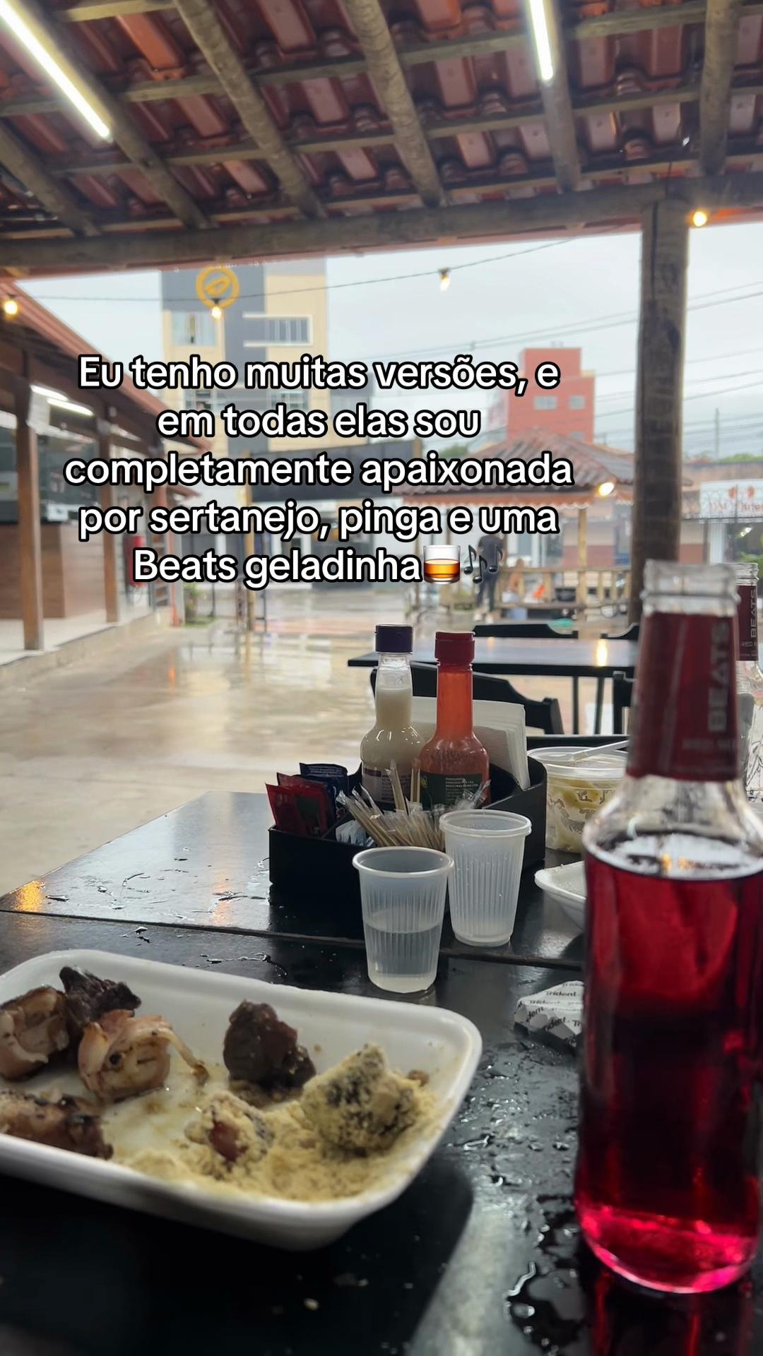 @vitória