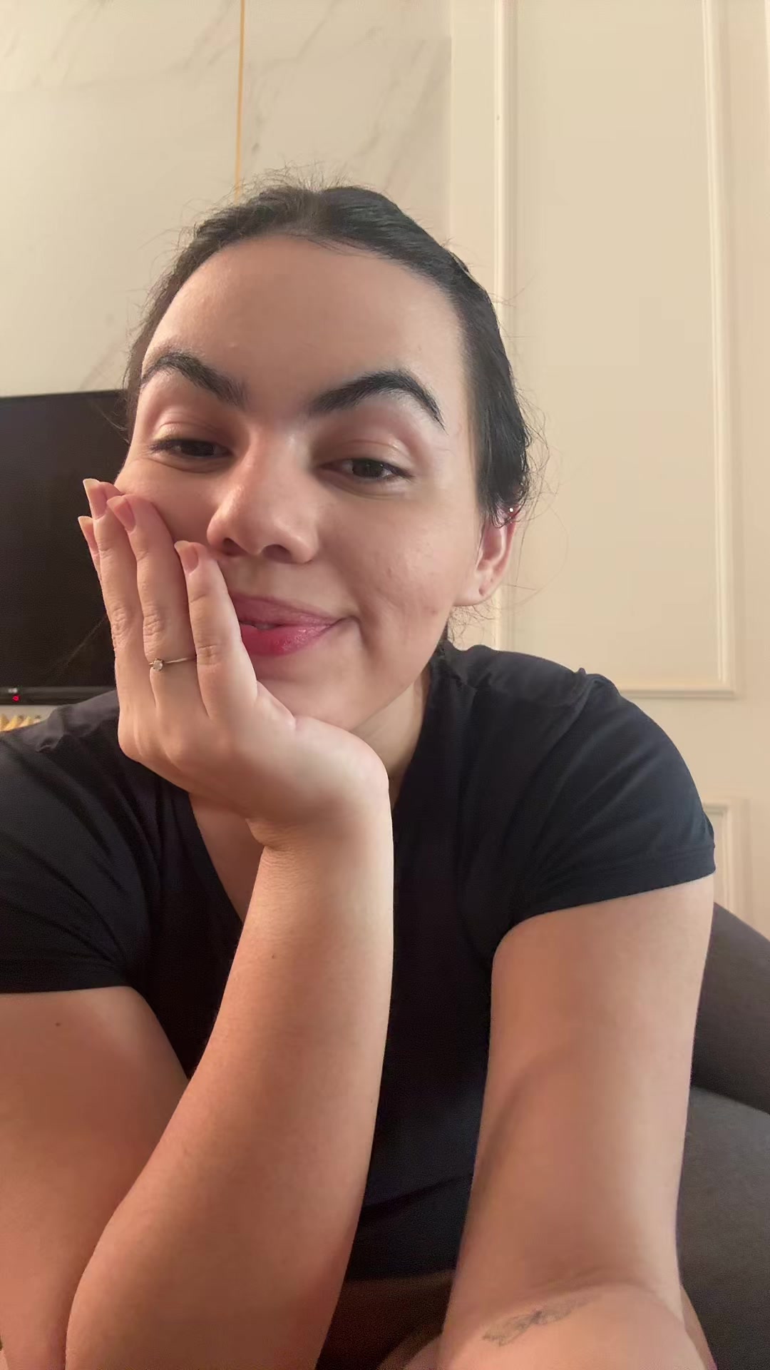 @Lara