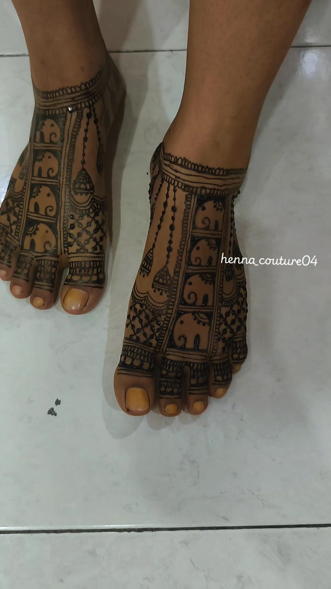 @Henna_Couture04