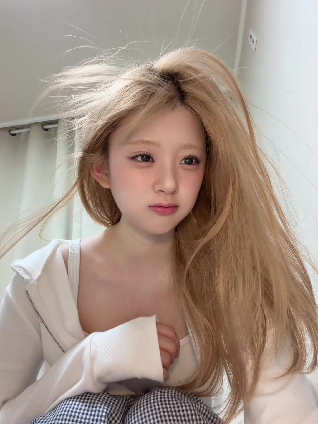 @이현