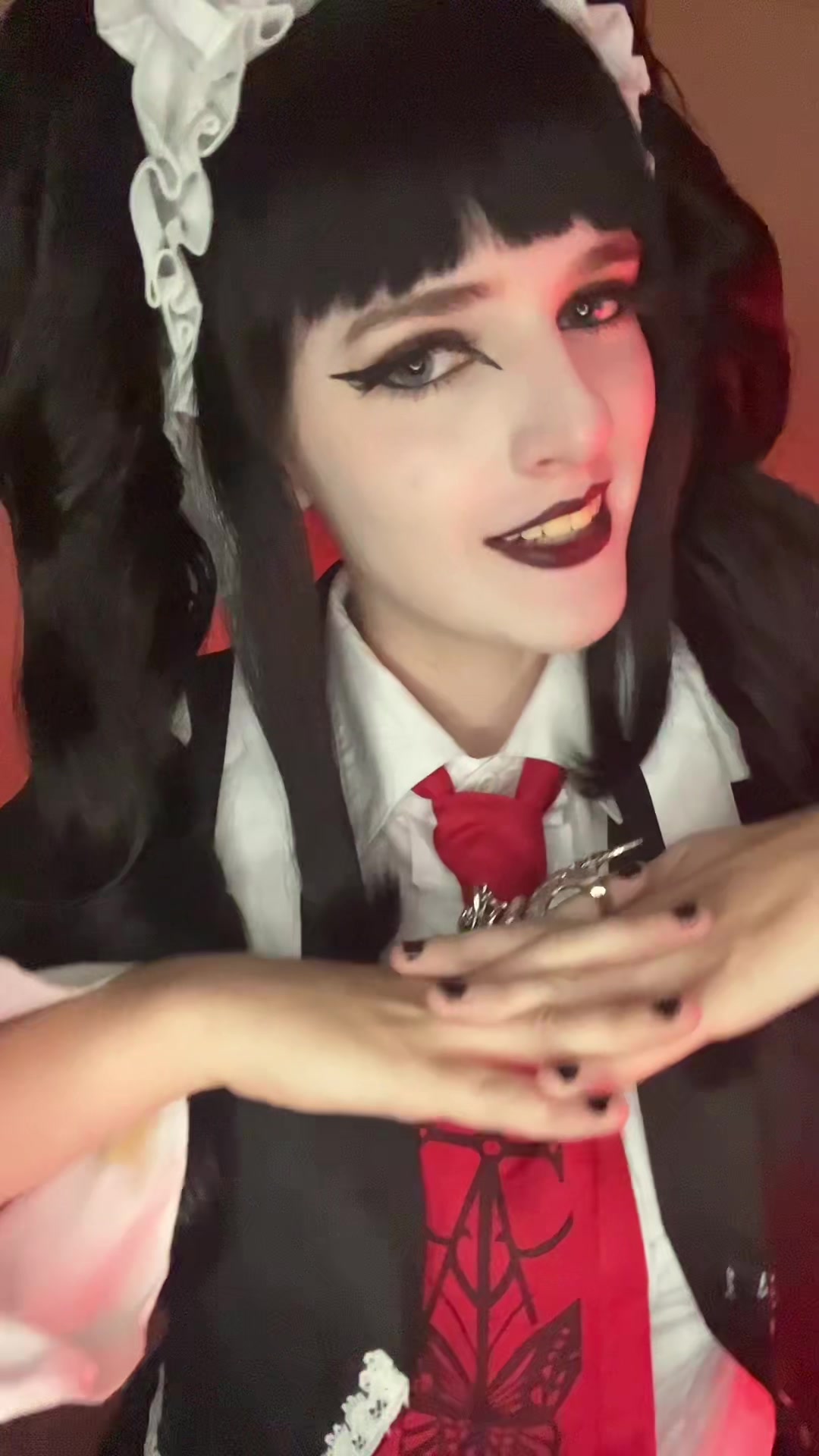 @Elise🧟&zwj;♀️