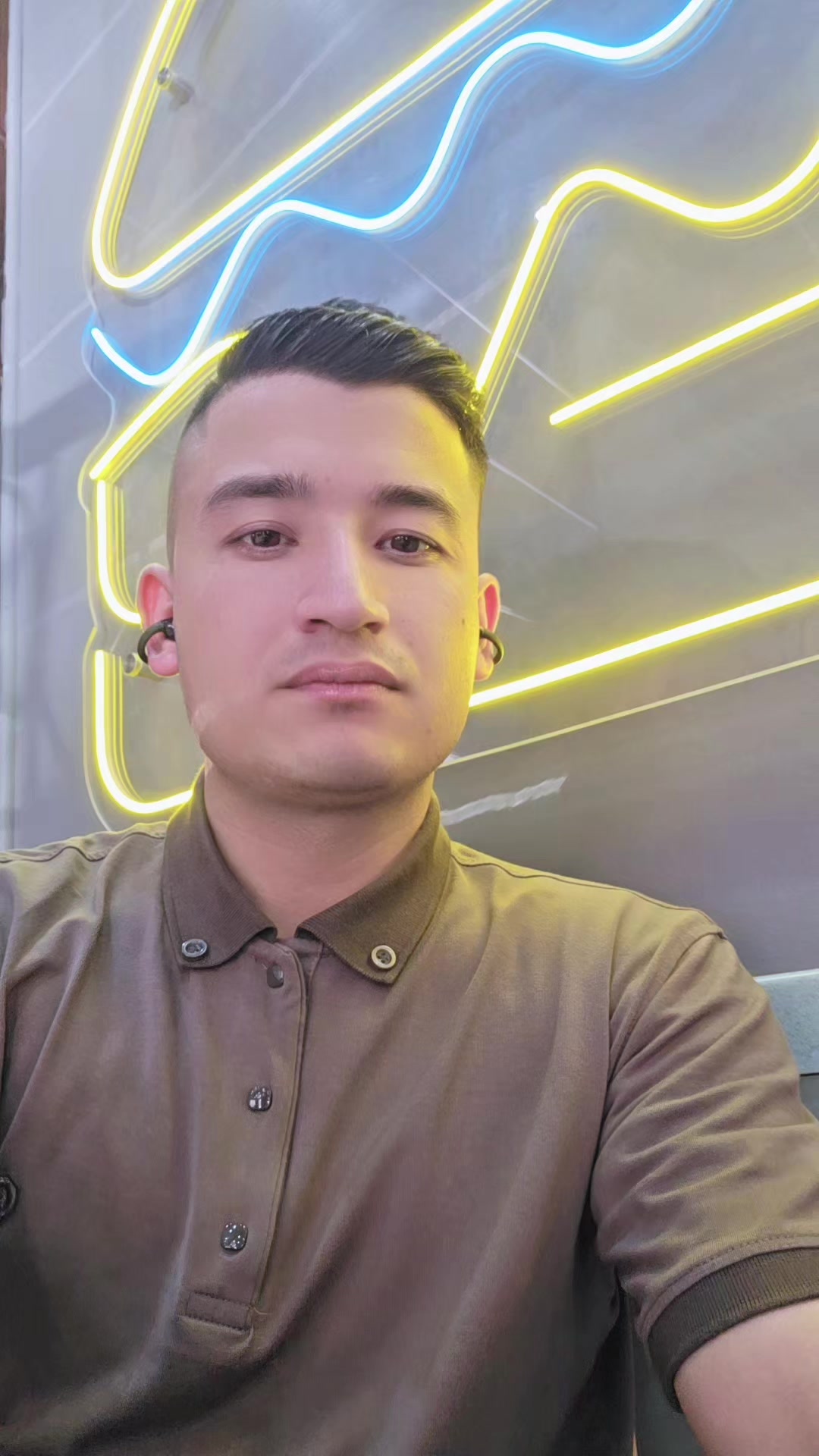 @Anuj Gautam🇳🇵 Jerry Wang🇨🇳