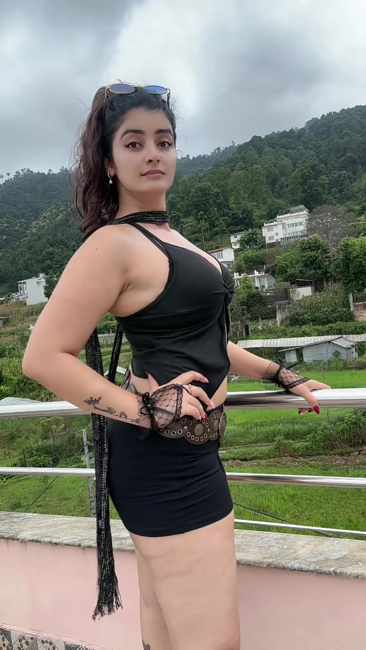 @KayaPaudyal10💔🖤