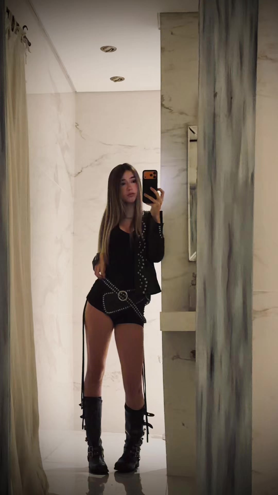 @almiivacc ⋆𖤐
