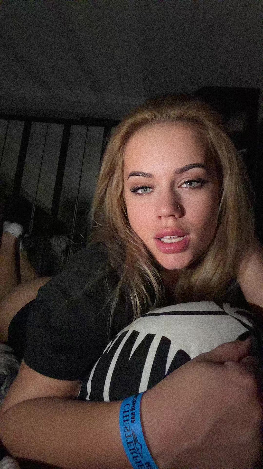 @Zlaya_sterva27